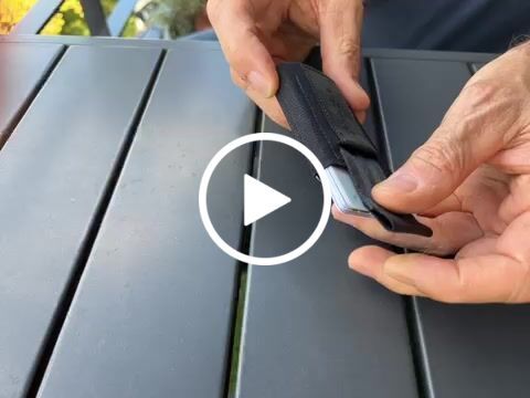 Customer video review of Nano Boy card holder wallet with small elastic coin pocket