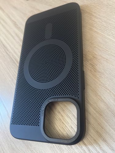 Customer photo review of MagSafe Heat Dissipating iPhone Case