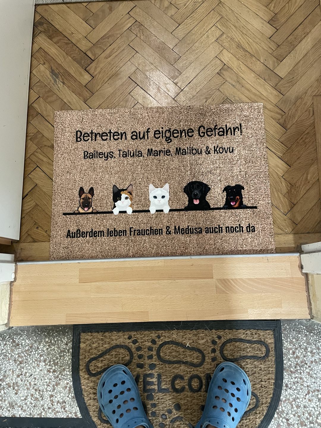 Customer photo review of Alle meine Fellnasen - Individuelle Fußmatte