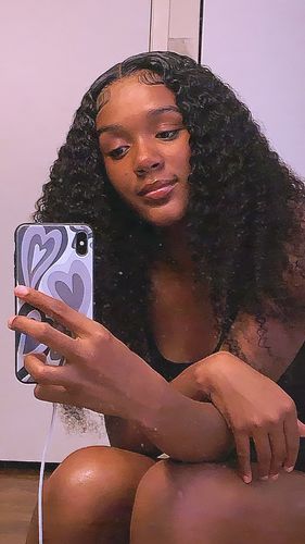Customer photo review of Curly Wear & Go Glueless Wigs With Natural Hairline Dome Cap Lace Closure Wigs