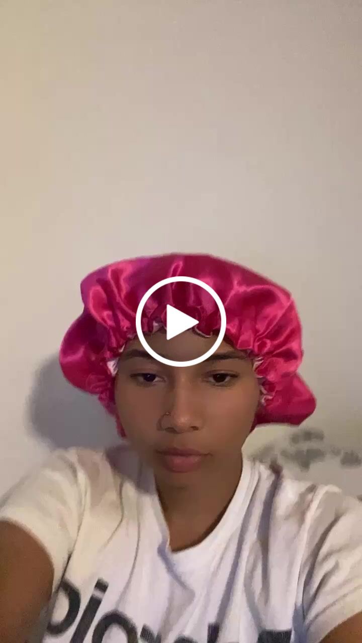 Customer video review of Mommy & Me Bonnet