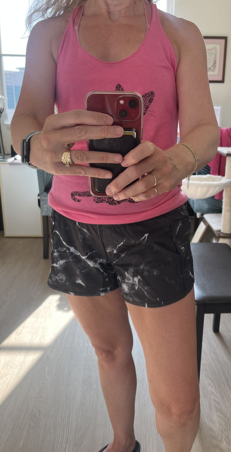 Customer photo review of Elite Shorts - 3.5'' - Black Marble