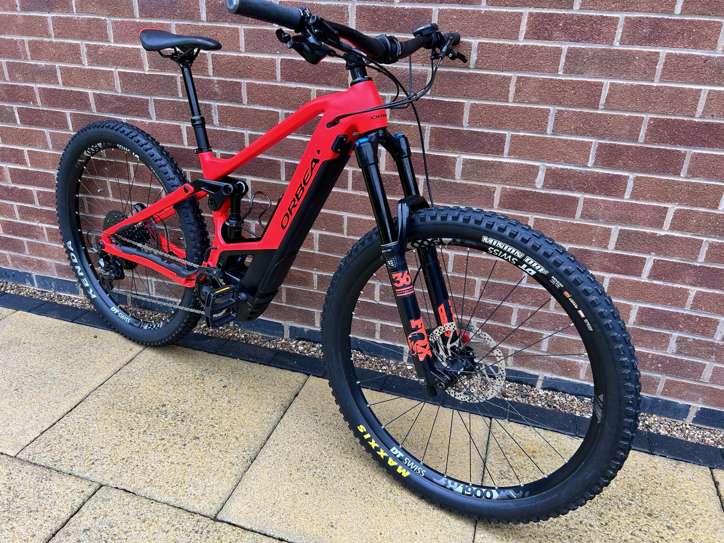 Customer photo review of Maxxis Minion DHR II Exo TR 29" Folding Tyre - 29 X 2.4 WT - Tubeless Ready