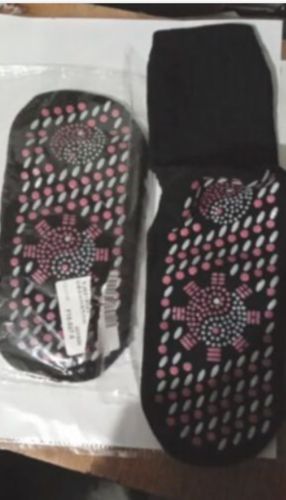 Customer photo review of Self-Heating Acupressure Socks / Jomayli