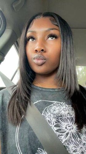 Customer photo review of What Lace?! Layer Straight Style 200% Melting HD Transparent Full Frontal Wig