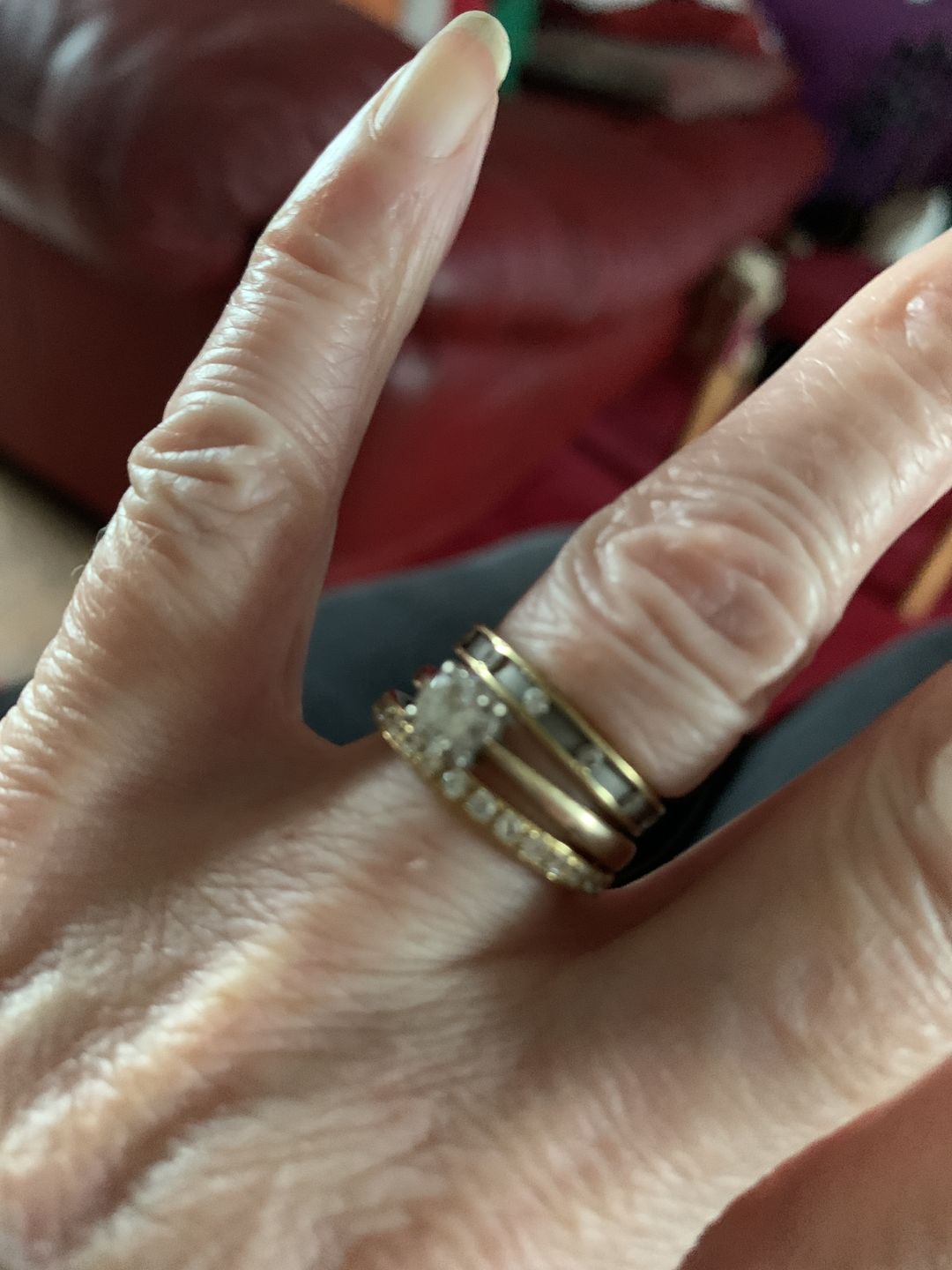 Customer photo review of Gold 2mm Full Glitz Ring