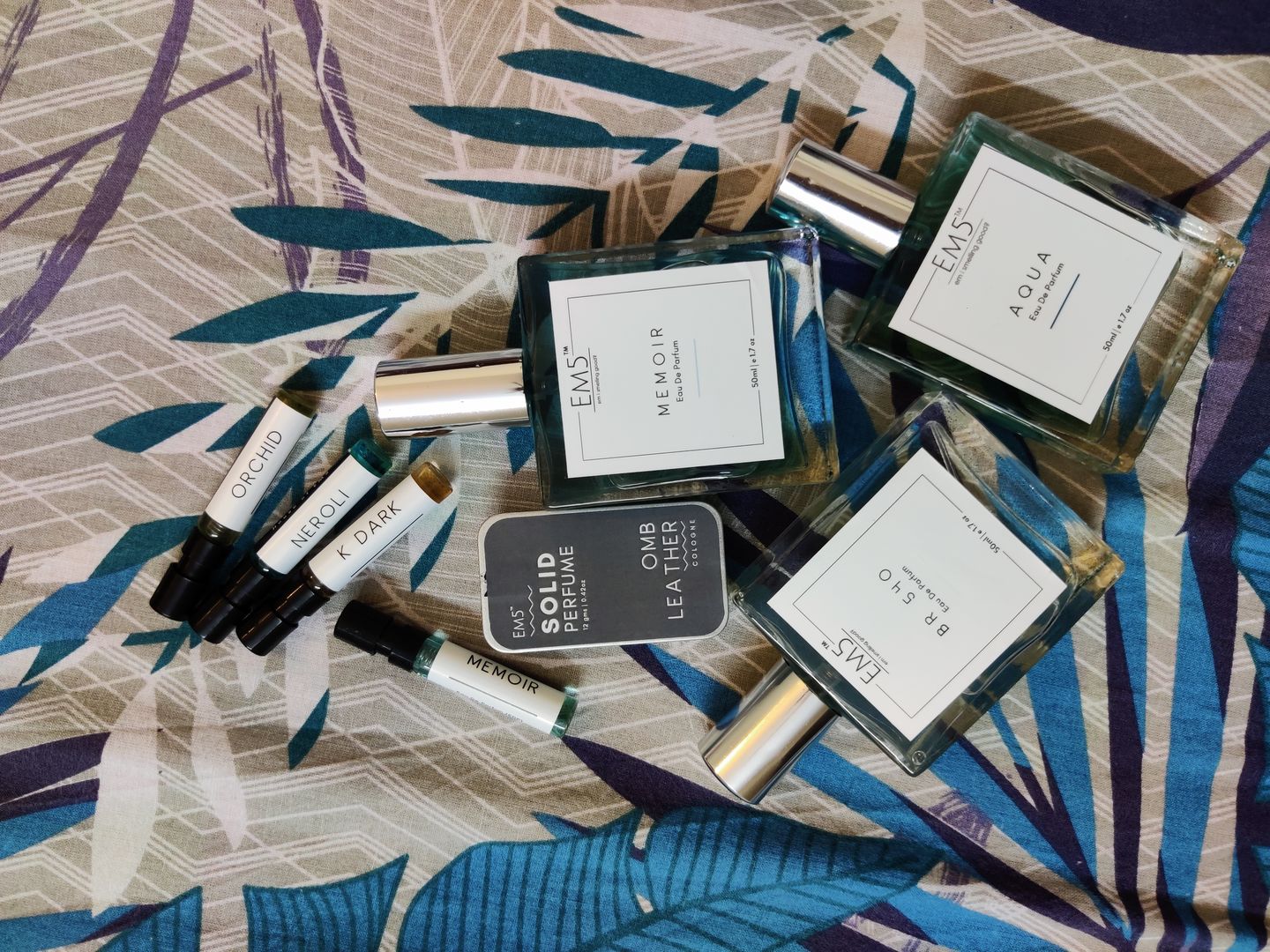 Customer photo review of EM5™ Aqua EDP Perfume Spray for Men | Eau de Parfum | 50 ml | Strong and Long Lasting Fragrance | Aromatic Fresh Spicy Accords | Luxury Gift for Men