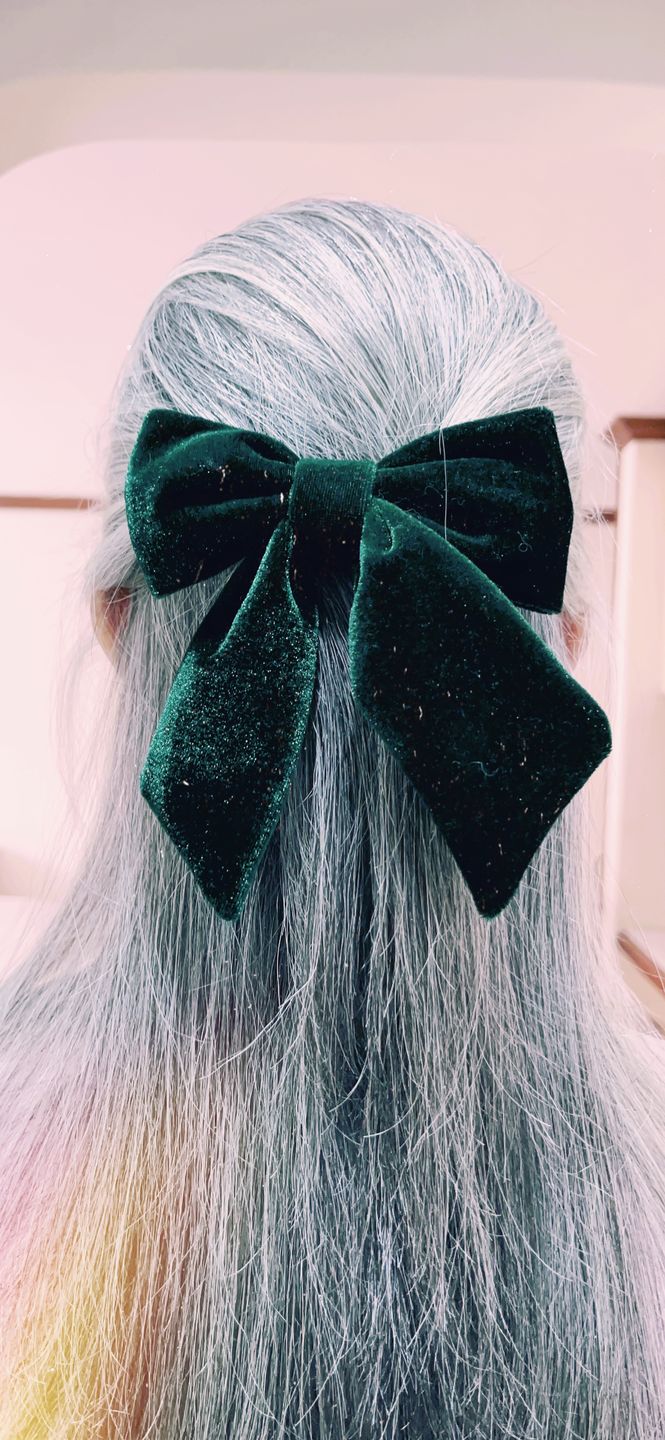 Customer photo review of MOÑO - MINI LARGE VELVET BOWS