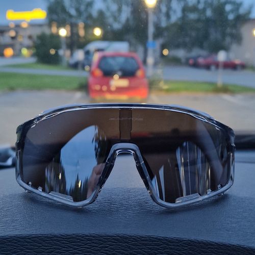Customer photo review of Kapvoe X76 Sports Sunglasses