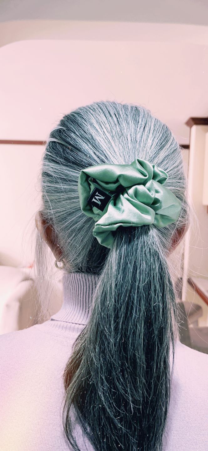 Customer photo review of Scrunchies - Nude Petit