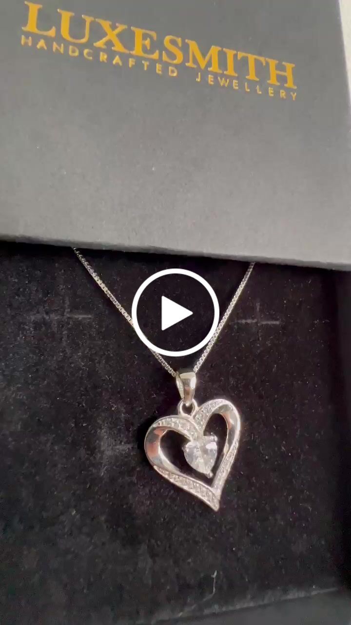 Customer video review of To my soulmate - Silver Love Heart Necklace