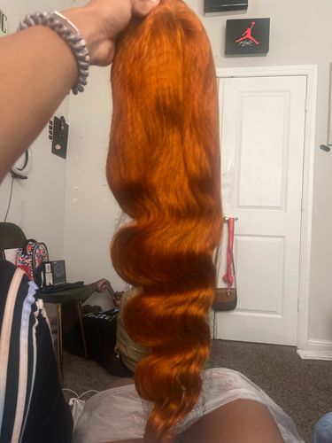 Customer photo review of Ginger Orange Wave Transparent Lace Frontal Lace Wig
