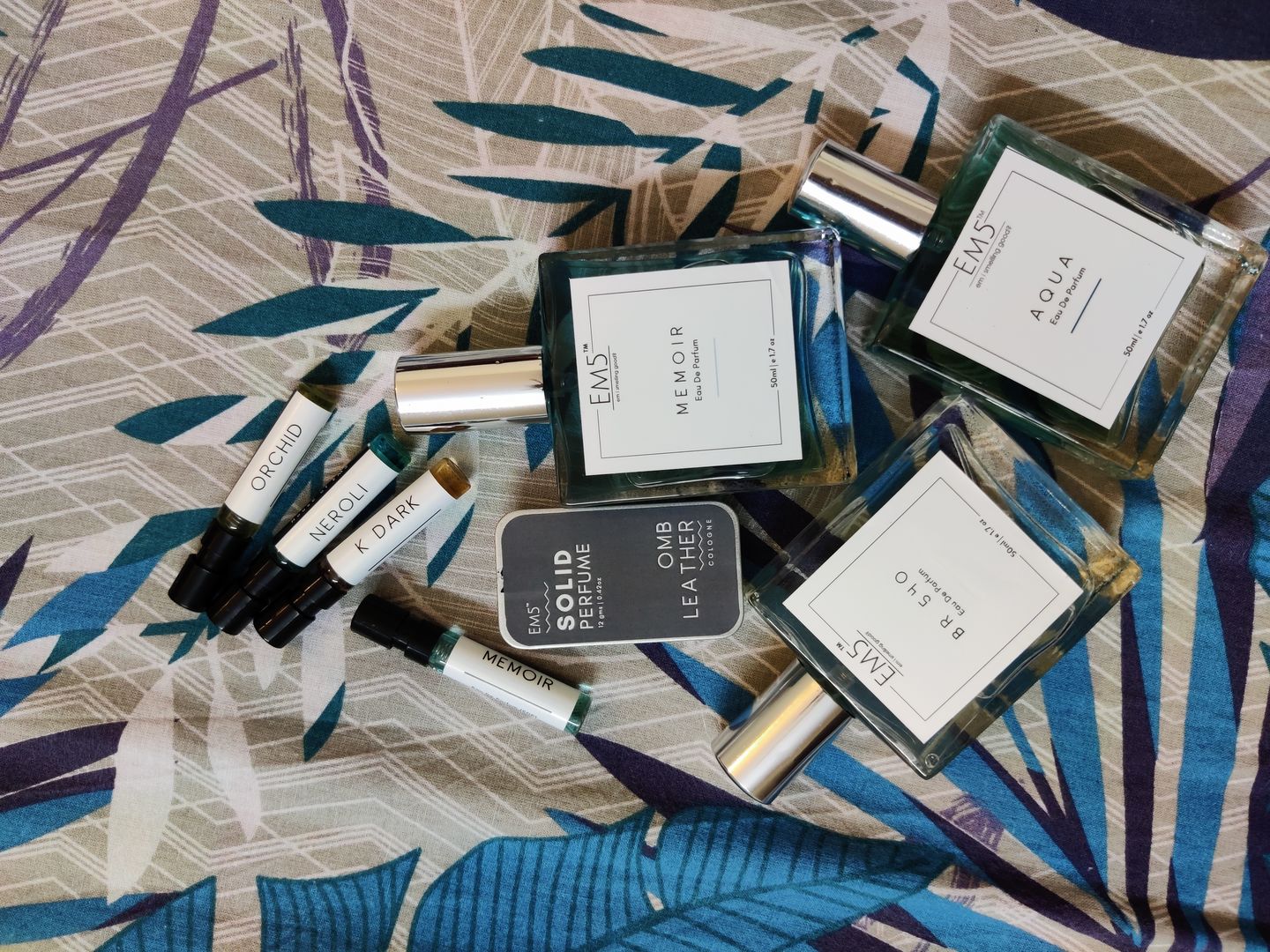 Customer photo review of EM5™ Omb Leather | Solid Perfume for Men & Women | Alcohol Free Strong lasting fragrance | Leather Animalic Earthy | Goodness of Beeswax + Shea Butter