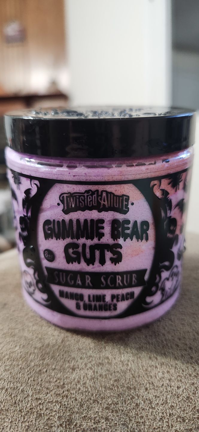 Customer photo review of Gummie Bear Guts Sugar Scrub (Mango, Lime & Peaches)