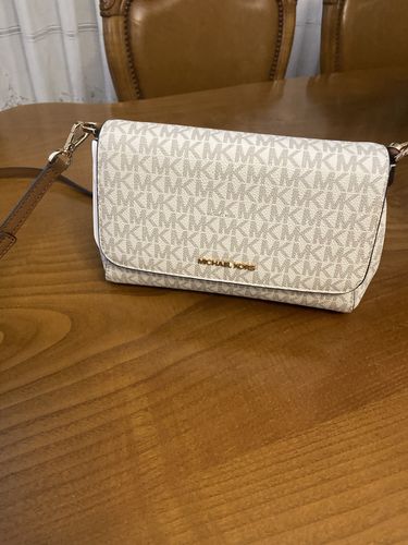 Customer photo review of Medium Logo Convertible Crossbody Bag (VANILLA)