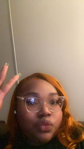 Customer photo review of Ginger Orange Wave Transparent Lace Frontal Lace Wig