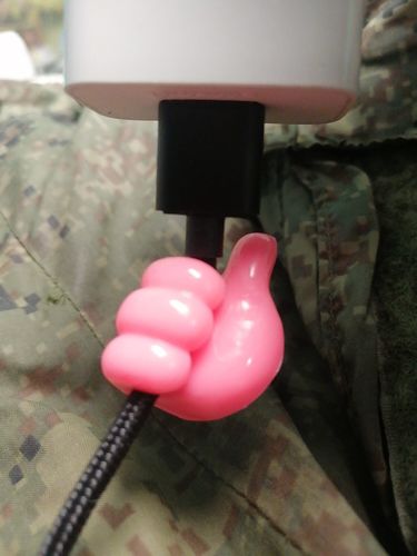 Customer photo review of Thumb up Hooks Multipurpose Holder
