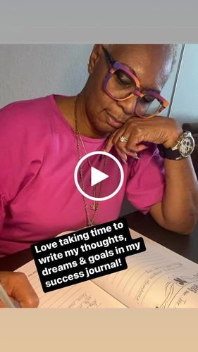 Customer video review of Success Journal Candy Stripe