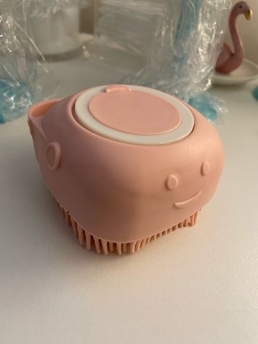 Customer photo review of DogCatFri™ BathBrush - Massagebørste i Silikone Til Kæledyr Med Shampooboks