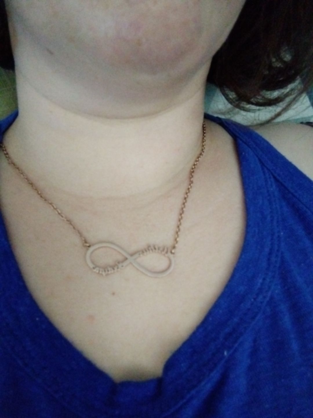 Customer photo review of Collier Infini Personnalisable Deux Prénoms