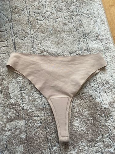 Customer photo review of Cameltoe Proof High Rise Thong