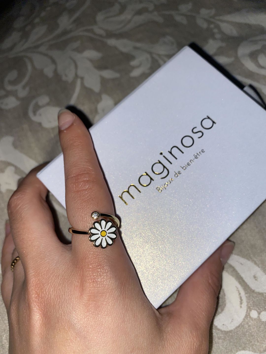 Customer photo review of Bague d'Anxiété Ajustable - DAISY