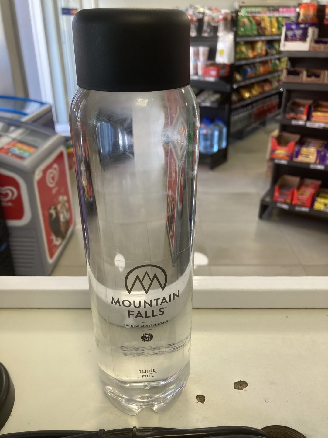 Customer photo review of 1L Still Mineral Water - ZEROPET Bottle (Pack of 12)