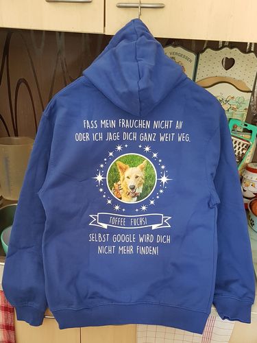 Customer photo review of Fass mein Frauchen / Herrchen nicht an - Google findet dich nicht - Individueller Hoodie Unisex Rückendruck