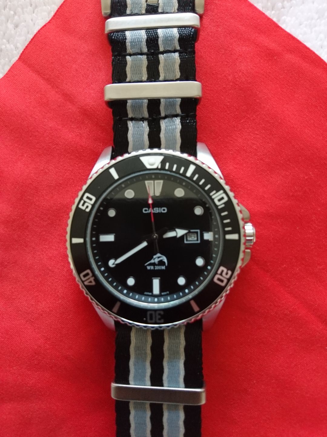 Customer photo review of Premium Thick Woven Military Style Watch Strap - Black & Grey Bond