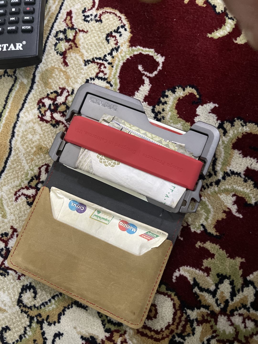 Customer photo review of D01 DAPPER™ BIFOLD WALLET - SPECIAL EDITION - SLATE GREY