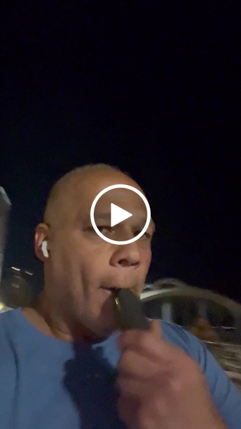 Customer video review of XS GO VAPORIZER | Dry Herb – Ultra-Portable Vape – Ergonomic Design, Built-in Tools for Easy Use