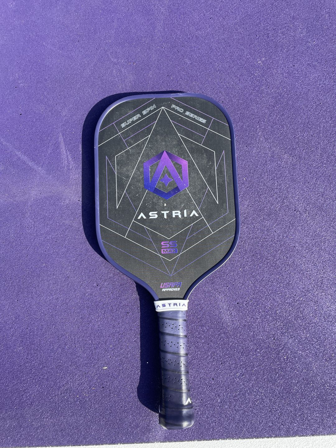 Customer photo review of Anniversary Edition Astria SS Max Power Pickleball Paddle
