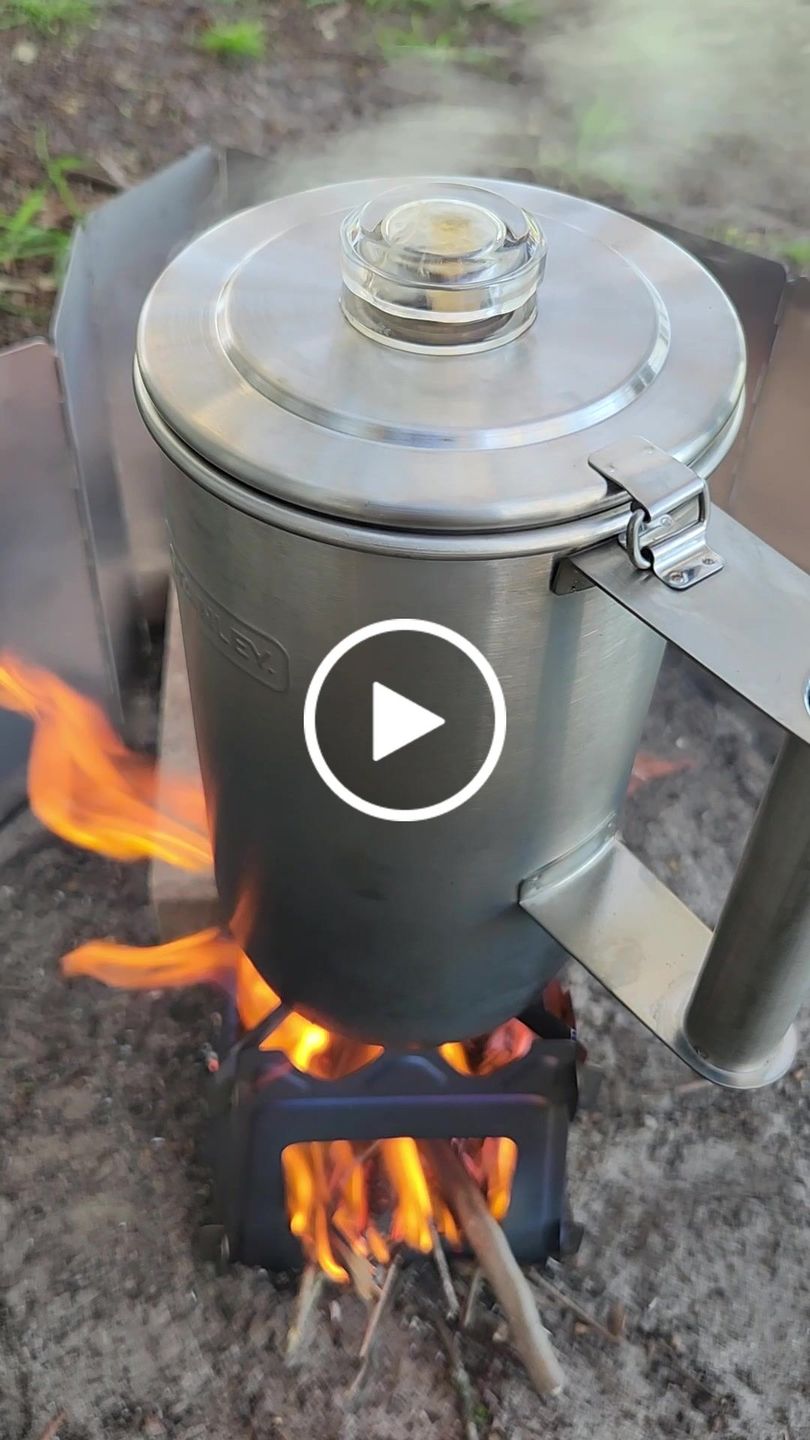 Customer video review of Titanium Flatpack Twig Stove