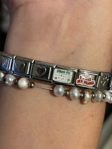 Customer photo review of Expression (Hello, I'm Allergic To People)