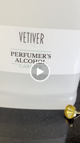 Customer video review of Perfumer's Funnel