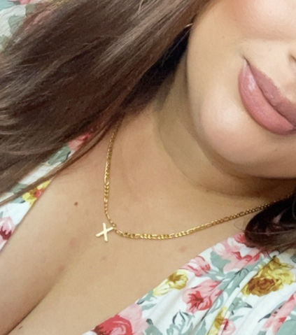 Customer photo review of Classic Letter Halskette | 18K vergoldet