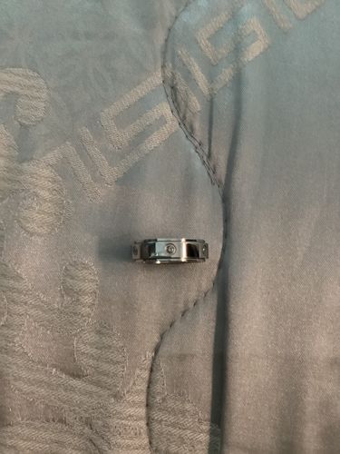 Customer photo review of Diamond Fidget Ring