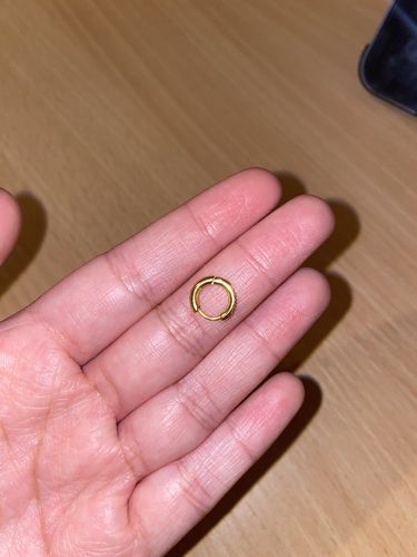 Customer photo review of Diamanté Huggies