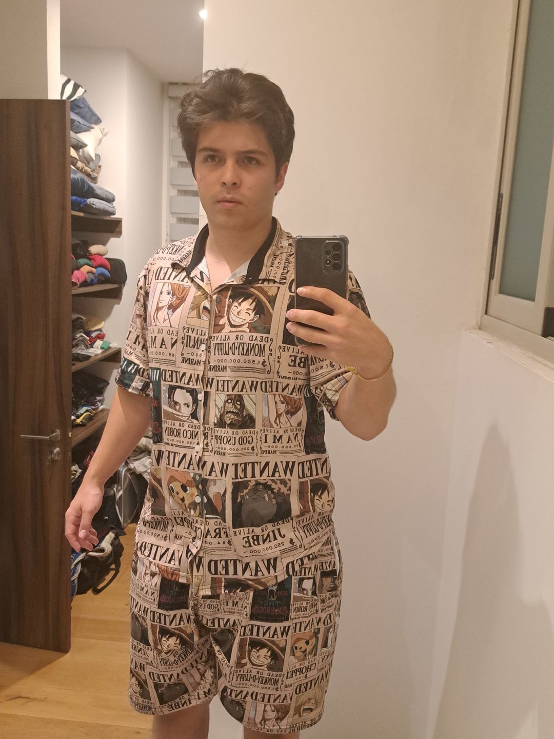 Customer photo review of Camisa Pijama Mugiwaras Wanted