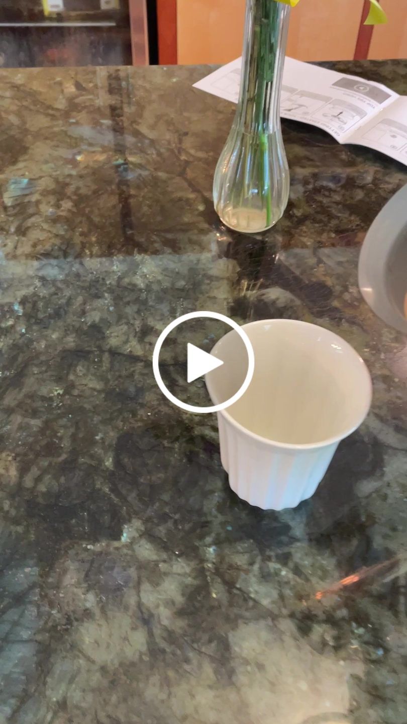 Customer video review of Mint Dark Hot Chocolate Flakes