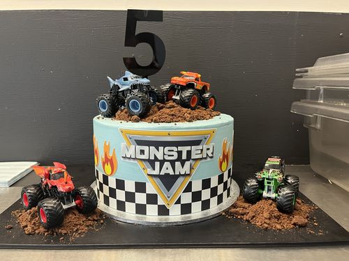 Customer photo review of A3 Rectangle Custom Edible Icing Image