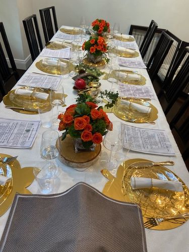 Customer photo review of Round Clear • Gold Lattice Pattern Plastic Plates | 10 Pack