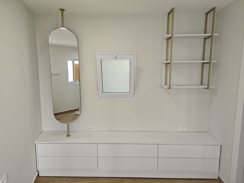 Customer photo review of מראה אובלית על עמוד לפי מידה