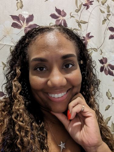 Customer photo review of Curly Highlighted Brown