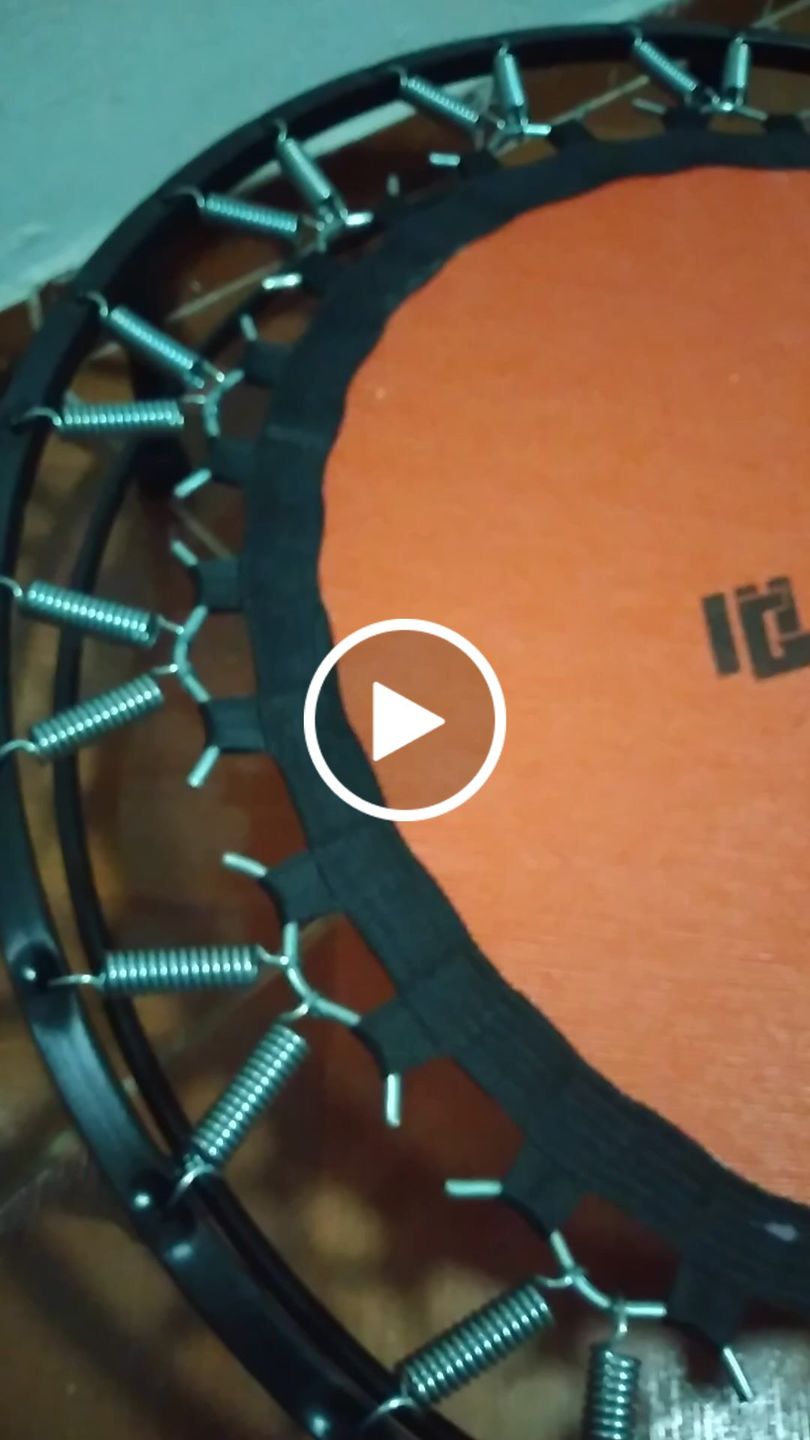 Customer video review of Mini Jump Trampolim Profissional 32 Molas