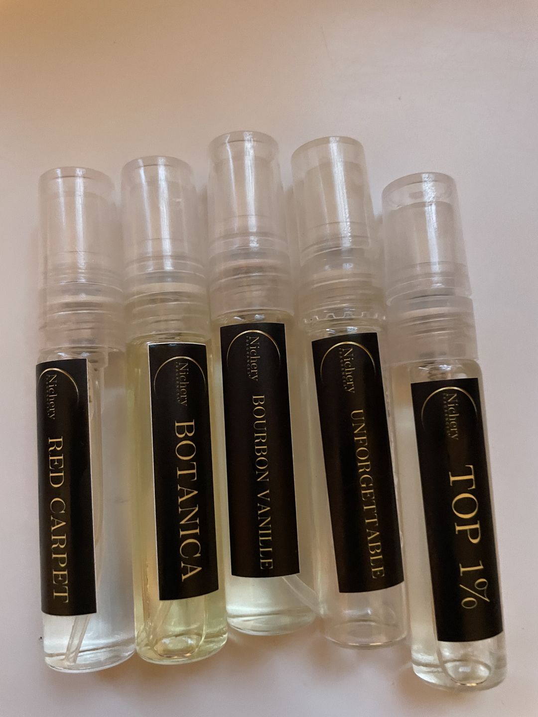 Customer photo review of 6x2 ml Férfi & Unisex csomag: Carpe Diem-Botanica-Supernova-Cairo-Ibiza-Bourbon Vanille