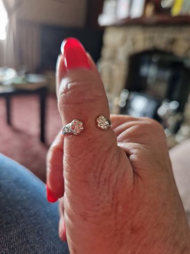 Customer photo review of Paw Hug Ring