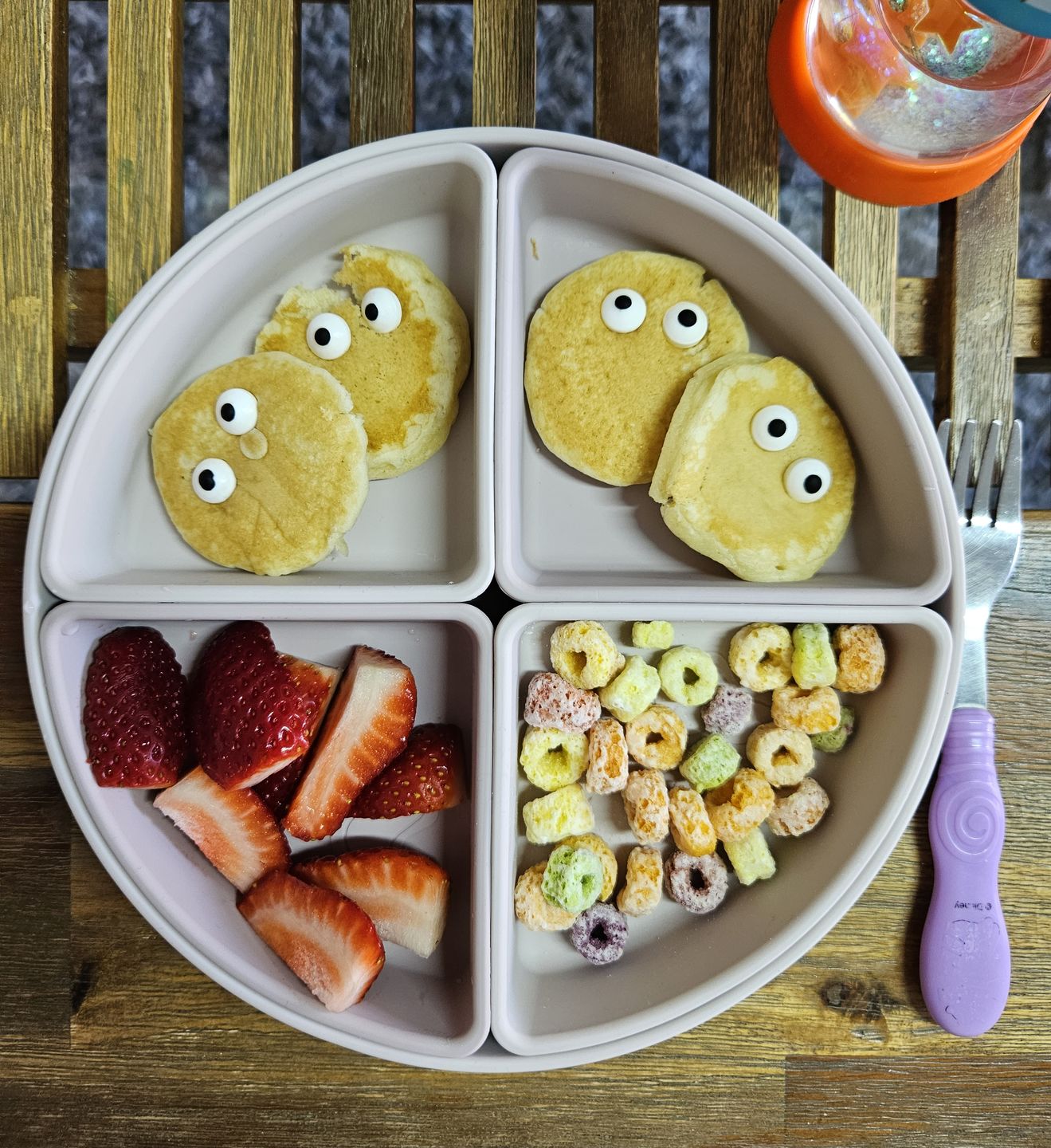 Customer photo review of Multi-use Silicone Divider Plate - Seashell