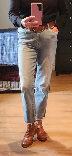 Customer photo review of Flying Monkey Slim Leg Crop Jean
