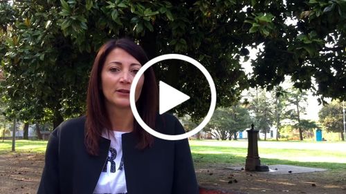 Customer video review of Siero viso all' Acido Ialuronico